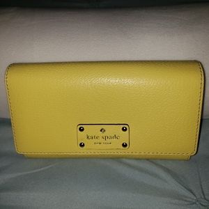 Kate Spade crossbody purse wallet